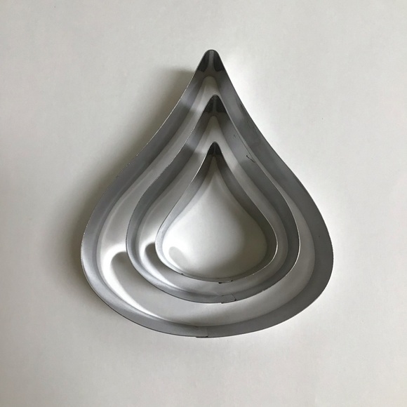 Hershey’s Kisses Cookie Cutter 3-PC NESTING SET Hershey's Brand Teardrop Crafts - Picture 9 of 10